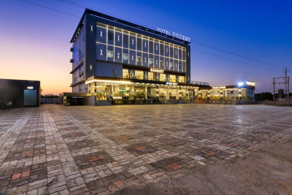 Hotel Decent Unjha Exterior photo
